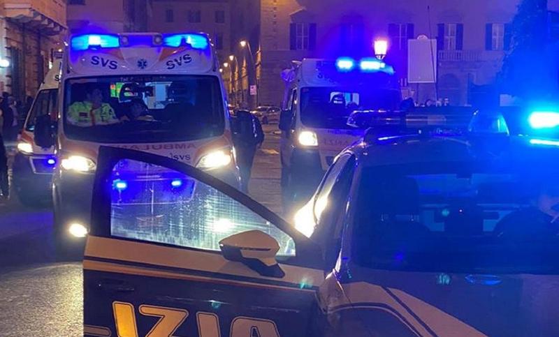 Livorno, trova il ladro in casa che ruba oro e gioielli: 80enne aggredito