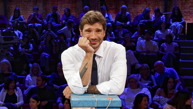 Tanti aggettivi per una Rai che si specchia in sé stessa