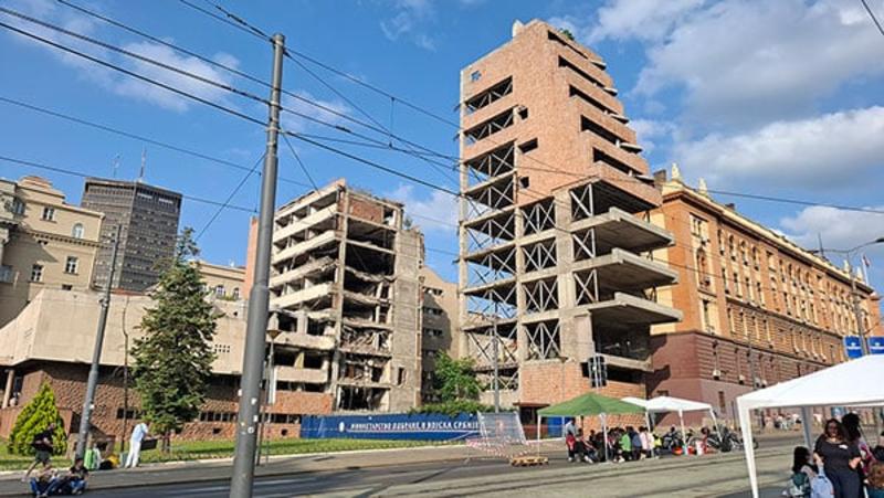 Naprednjački crni petak