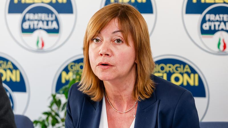 Fratelli d’Italia presenta il progetto di legge: “Niente burqa nei luoghi pubblici dell’Emilia-Romagna”