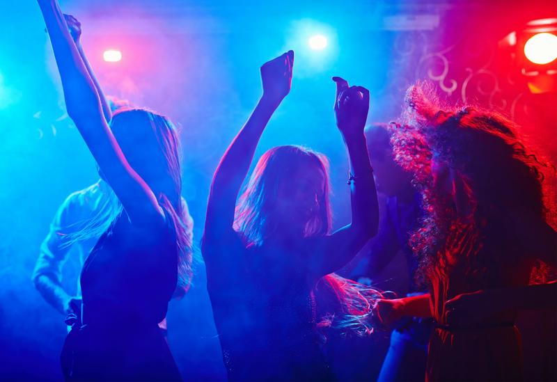 Half of women at nightclubs recently faced sexual comments, groping, or forced kissing – new study