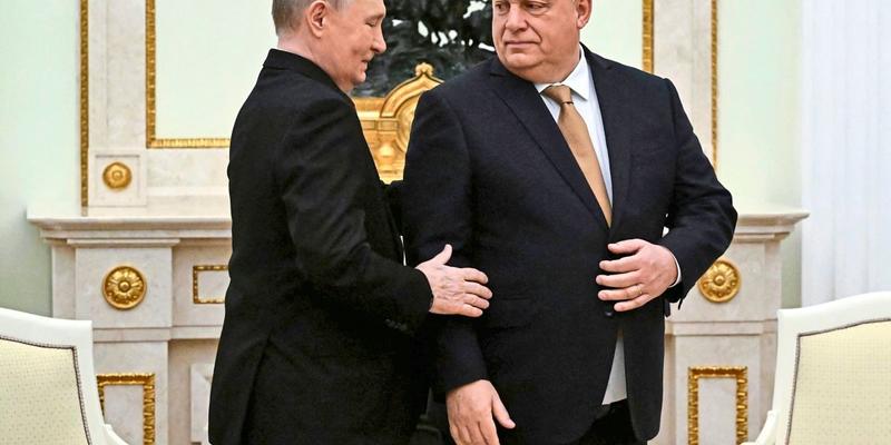 Orbán nährt die Legende von den Rechtspopulisten als Friedensstifter Orbán nährt die Legende von den Rechtspopulisten als Friedensstifter