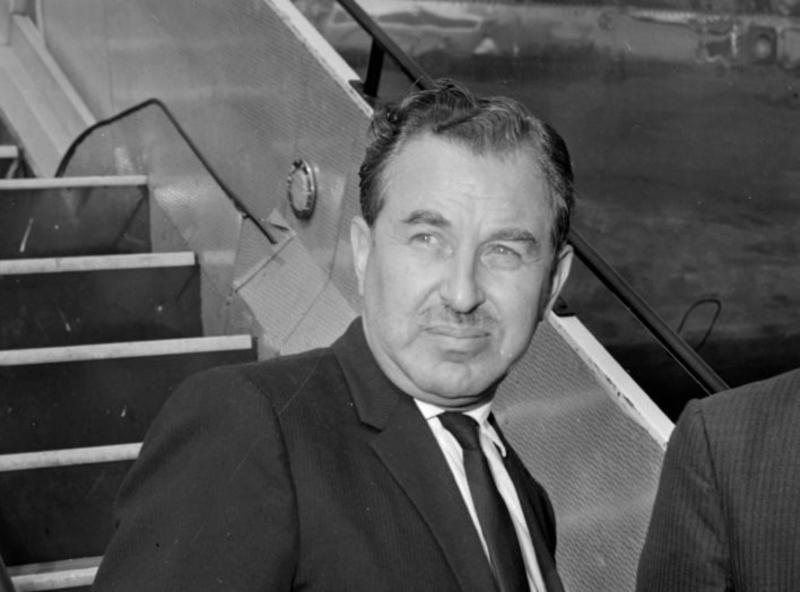 Ireland should venerate Chaim Herzog Ireland should venerate Chaim Herzog