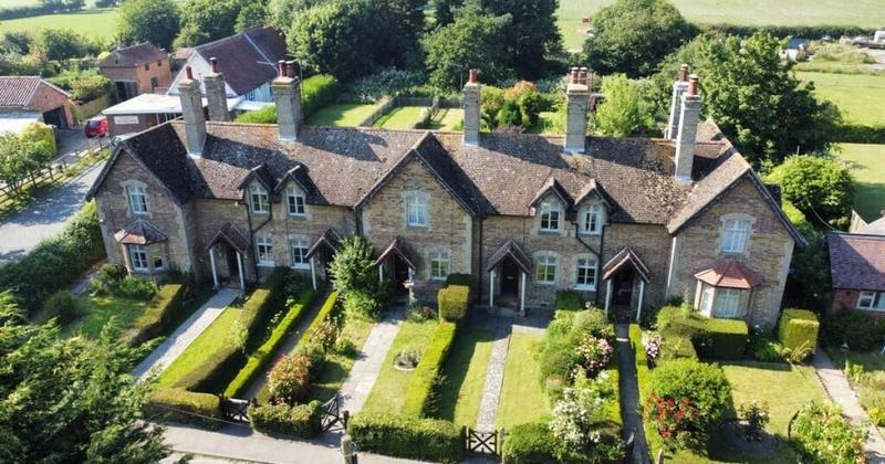 ‘Chocolate box’ Victorian cottages on hit Netflix show up for sale ‘Chocolate box’ Victorian cottages on hit Netflix show up for sale