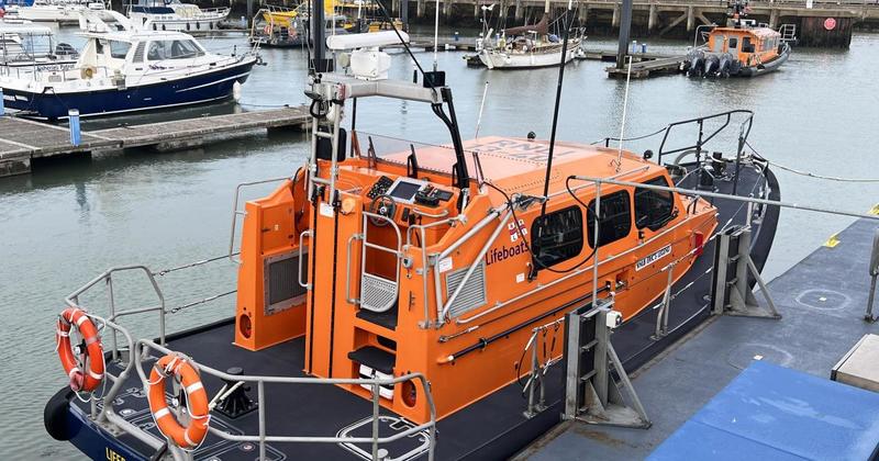 Emergency distress signal from whelk boat sparks call out Emergency distress signal from whelk boat sparks call out