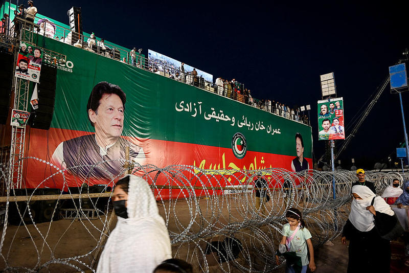 How Pakistan’s Generals Are Silencing Imran Khan 