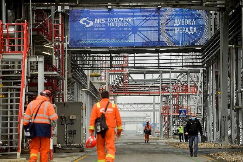 Прошле године, када су најављене санкције НИС-у, ... Прошле године, када су најављене санкције НИС-у, ...