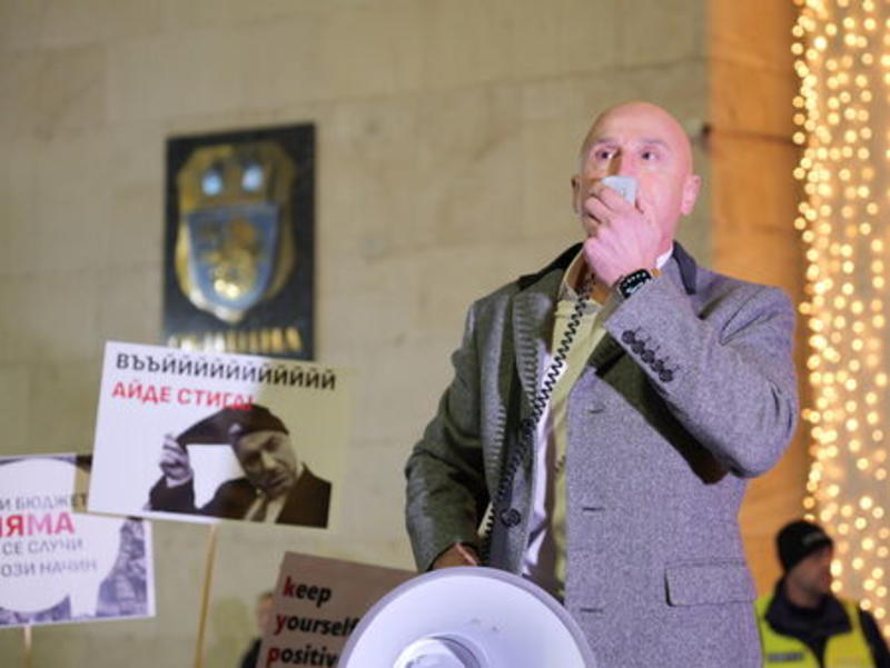 Какво се случи тази вечер в Бургас (ОБЗОР)