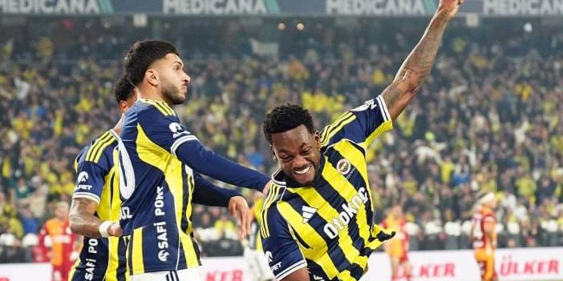 Fenerbahçe Galatasaray derbisinde skandal üstüne skandal