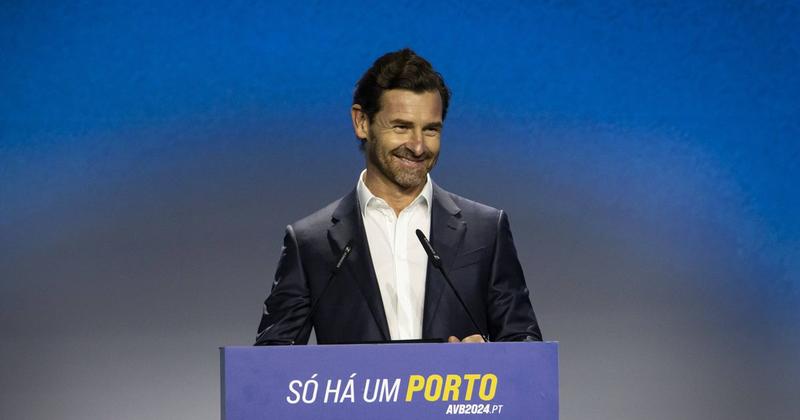 O presidente do FC Porto e o candeeiro novo da aldeia