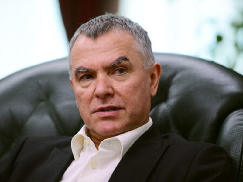 Синът на Бобоков е сред арестуваните за погрома в столицата, блъскал запалена кофа за боклук срещу полицаите