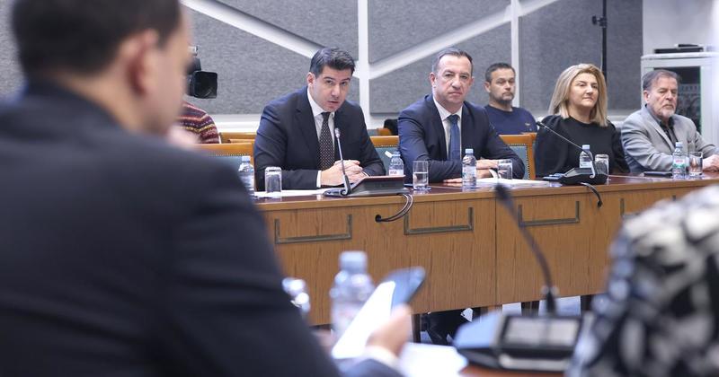 Burno na Odboru za pravosuđe, dotakli se i Turudića: 'E taj film nećete gledati. Da je postupao po mojoj kaznenoj prijavi...'