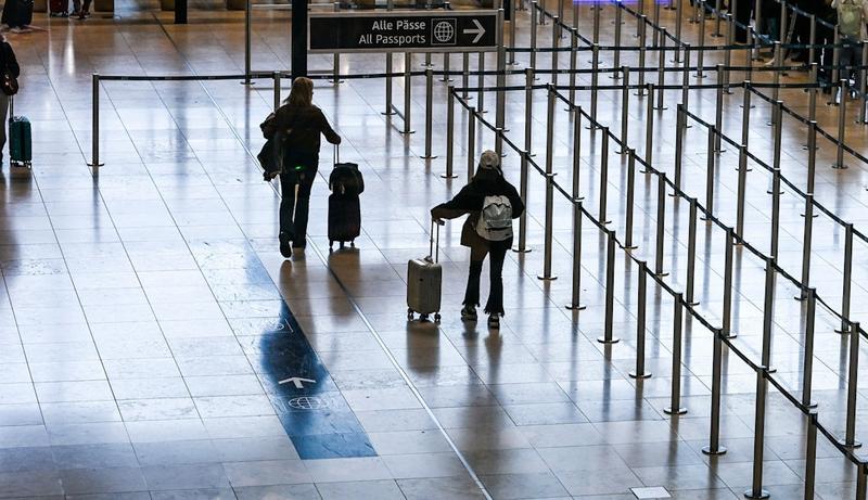 Hauptstadt Berlin blamiert sich: Was ist nur mit den Toiletten am Flughafen BER los?