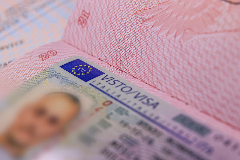 Стало известно, представители каких профессий, не смогут получить шенгенскую визу