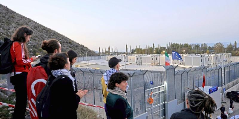 Abschiebezentren in Uganda sind ein neuer Versuch, Menschenrecht auszuhebeln Abschiebezentren in Uganda sind ein neuer Versuch, Menschenrecht auszuhebeln