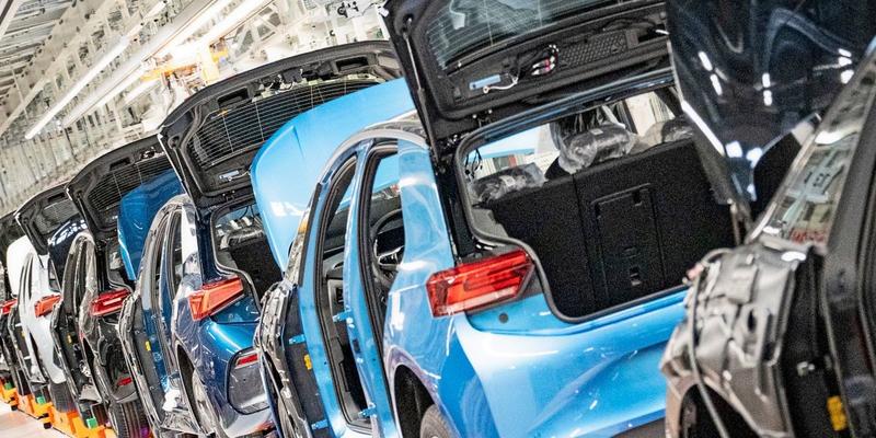 Selbst ohne fixes Datum für das Verbrenner-Aus werden E-Autos gewinnen Selbst ohne fixes Datum für das Verbrenner-Aus werden E-Autos gewinnen