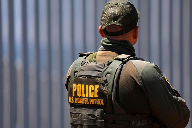 Border Patrol’s Digital Playbook: Hack iPhones, Raid iCloud Accounts