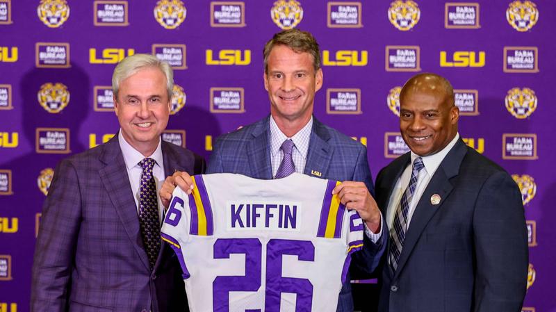 College Football Teams Can't Keep Making the Lane Kiffin Mistake