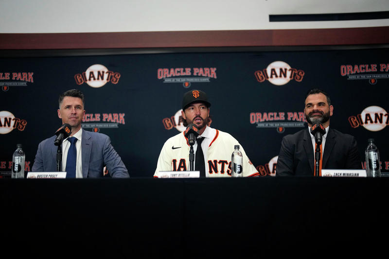 The dizzying SF Giants rumor mill makes no sense right now