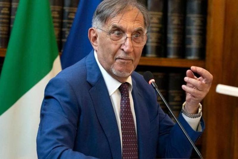 Carceri, La Russa: «Entro Natale serve decreto “fine pena a casa”»