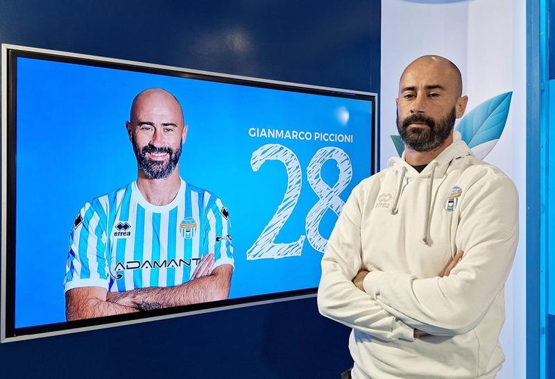 Piccioni vuole tornare bomber: «Ferrara è ciò di cui avevo bisogna ora». Ma qualcuno è prossimo all’addio…