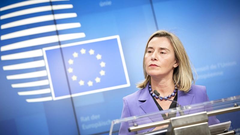 Appalti europei, stupore e sospetti nelle file del Pse dopo il fermo di Mogherini e Sannino in Belgio