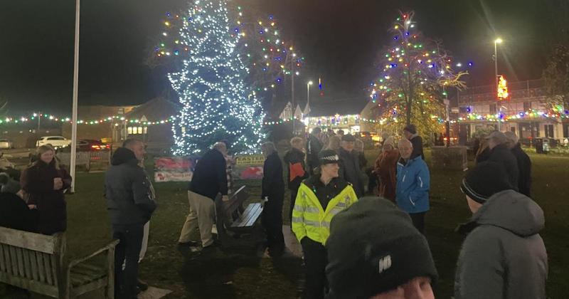 Shiverin' around the Christmas tree - protestors locked out as council meeting axed