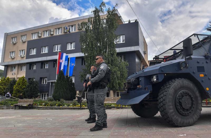 EULEX predlaže uvođenje kamera na policijskim uniformama kako bi se sprečila maltretiranja EULEX predlaže uvođenje kamera na policijskim uniformama kako bi se sprečila maltretiranja