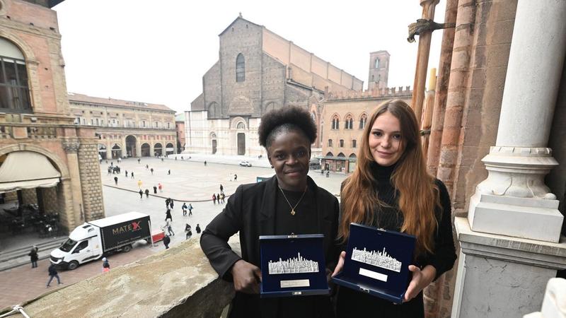 Turrita a Malvina e alla Bolognina Boxe: 