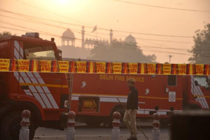 HINDUTVA AND THE CRUSHING WEIGHT OF COLLECTIVE PUNISHMENT IN INDIA-ADMINISTERED KASHMIR HINDUTVA AND THE CRUSHING WEIGHT OF COLLECTIVE PUNISHMENT IN INDIA-ADMINISTERED KASHMIR