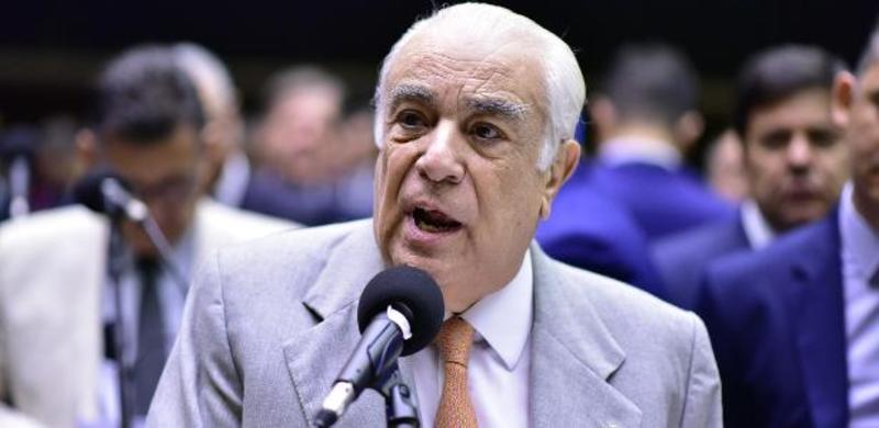 Devedor contumaz: primeira versão do texto será entregue hoje a Motta