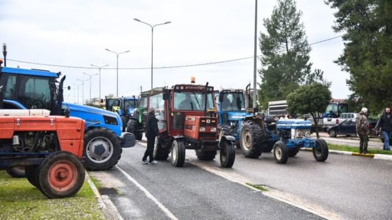Το δίκιο των αγροτών και η παγίδα του κοινωνικού αυτοµατισµού