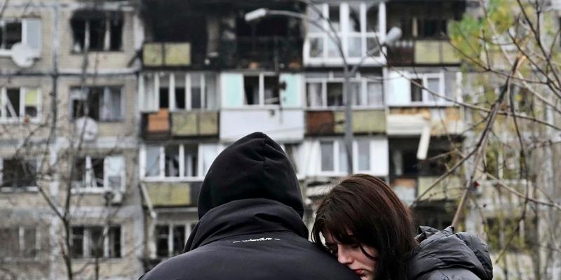 Putin soll für seinen Angriffskrieg zahlen Putin soll für seinen Angriffskrieg zahlen