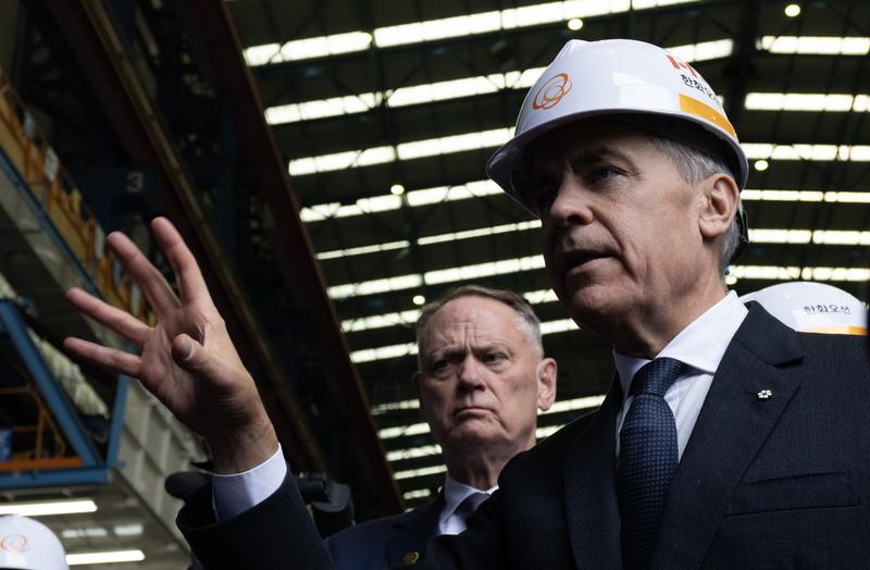 Ottawa needs to shake its procurement paralysis