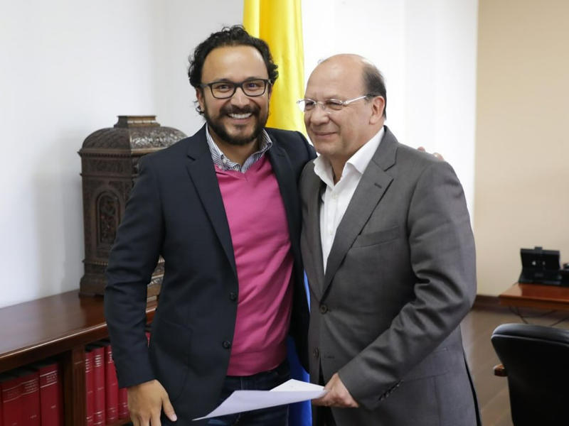 La arriesgada estrategia de deuda pública de Petro está fracasando La arriesgada estrategia de deuda pública de Petro está fracasando