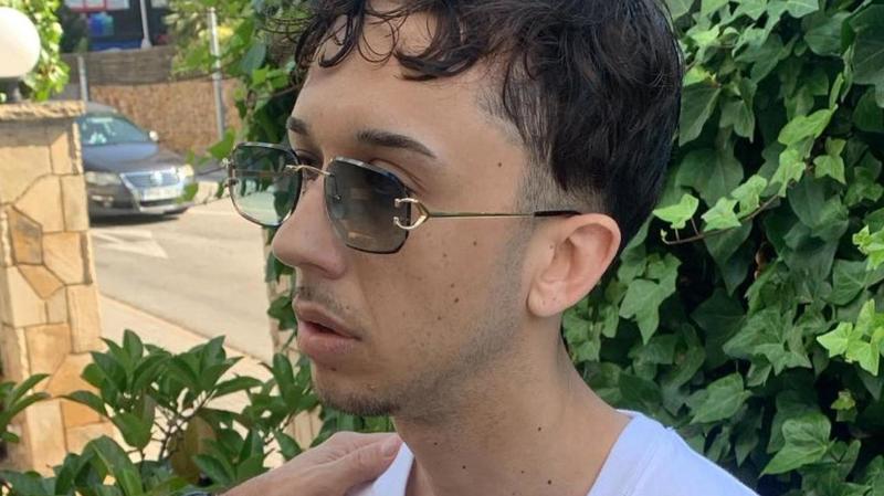 ‘Mercato’ di telefonini alla Dozza: dal carcere Cavallari era in contatto con mamma, nonna e fidanzata