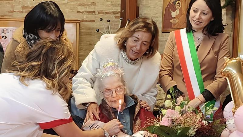 Maria compie 108 anni, è tra le più longeve: 