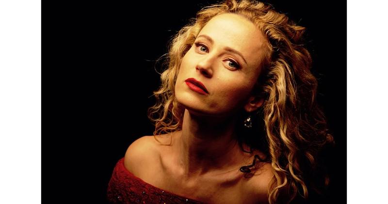 Деси Добрева