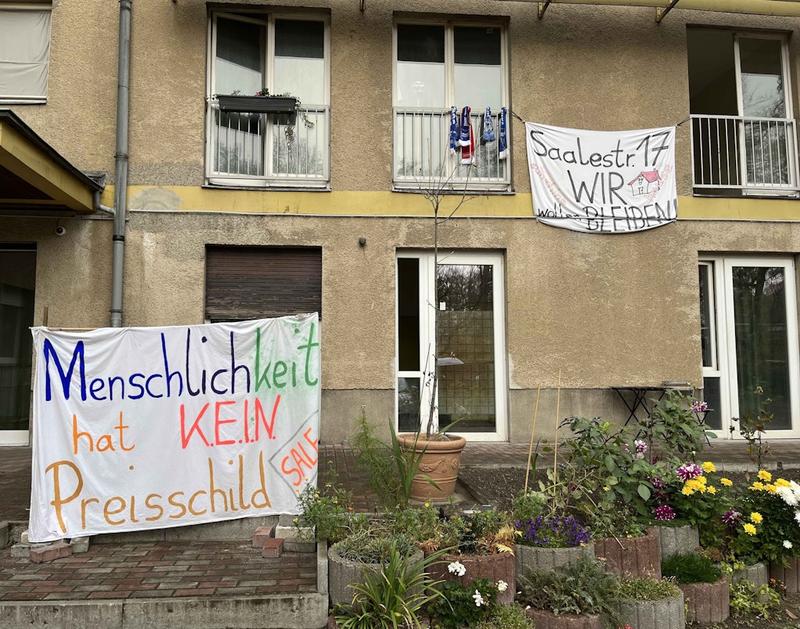 Das Reich der Unerreichbarkeit: Rettet das Sunshinehouse in Berlin-Neukölln!