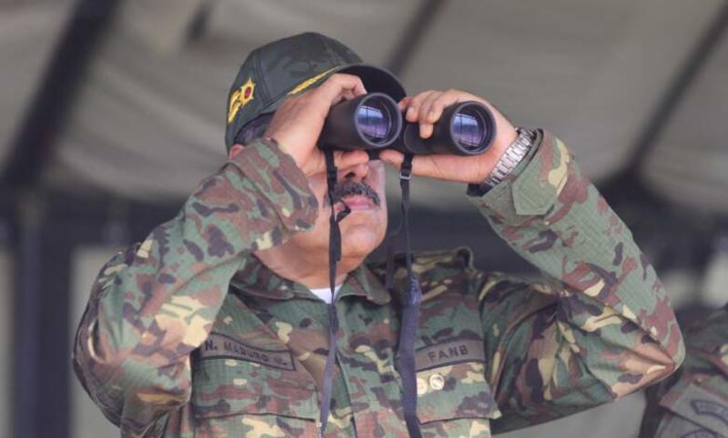 Maduro reta a Trump y decide no renunciar