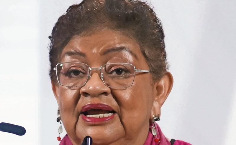 Arden las cenizas del amor entre MC y Morena