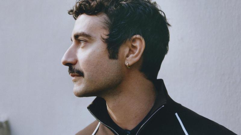 Dario Vitale lascia Versace dopo pochi mesi, cosa c’è dietro l’addio del direttore creativo Dario Vitale lascia Versace dopo pochi mesi, cosa c’è dietro l’addio del direttore creativo