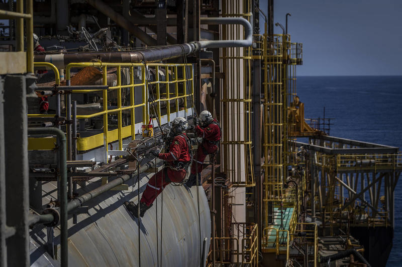 Economia esfria e não vai abaixo de zero por causa de petróleo, agro e exportações