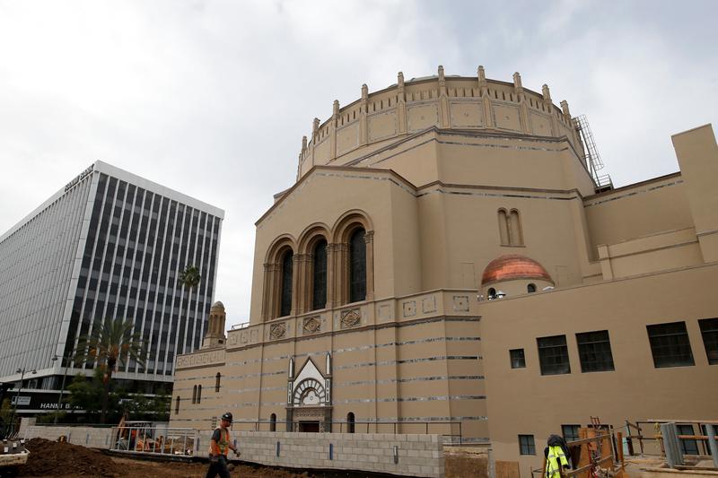 Anti-Israel activists disrupt Israeli consulate event at LA synagogue; two arrested