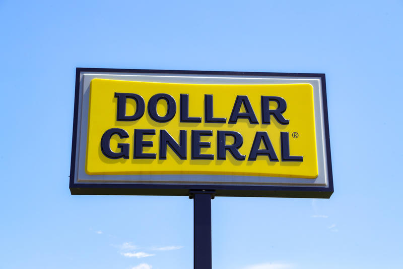 Dollar General and Dollar Tree Surge as Wealthy Consumers Seek Bargains Dollar General and Dollar Tree Surge as Wealthy Consumers Seek Bargains