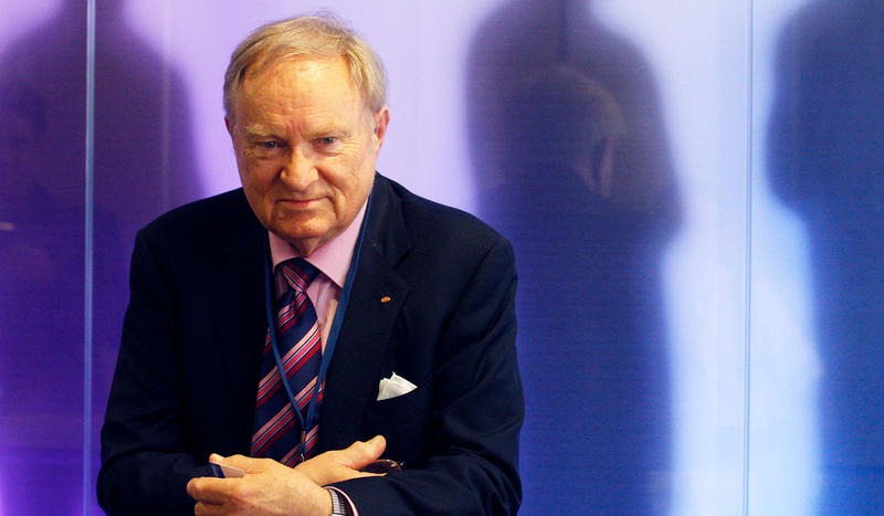 Swiss Suicide-Clinic Founder Kills Himself; U-M Medical School Celebrates Kevorkian