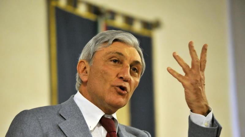 La politica alla prova dei decenni