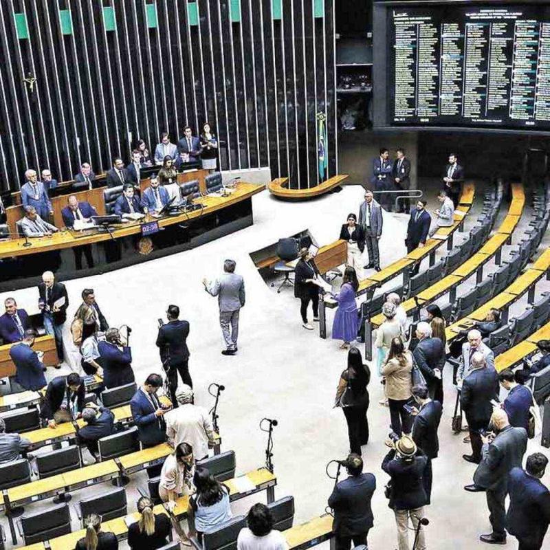 Congresso avança sobre o Orçamento e escancara uso eleitoral das emendas Congresso avança sobre o Orçamento e escancara uso eleitoral das emendas