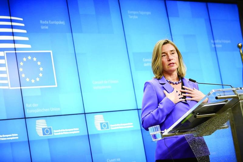 Accusata di truffa Mogherini lascia: non è più la rettrice del Collegio d’Europa