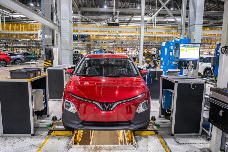 Billionaire Pham Nhat Vuong’s VinFast Spending $500 Million To Expand EV Factory In India